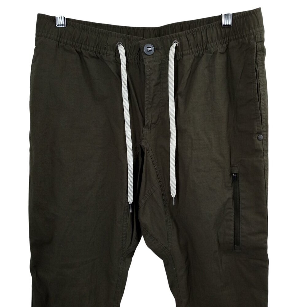 Vuori Mens Rip Stop Olive Green Tapered Pants Size M Stretch Pockets Climber - Picture 2 of 12